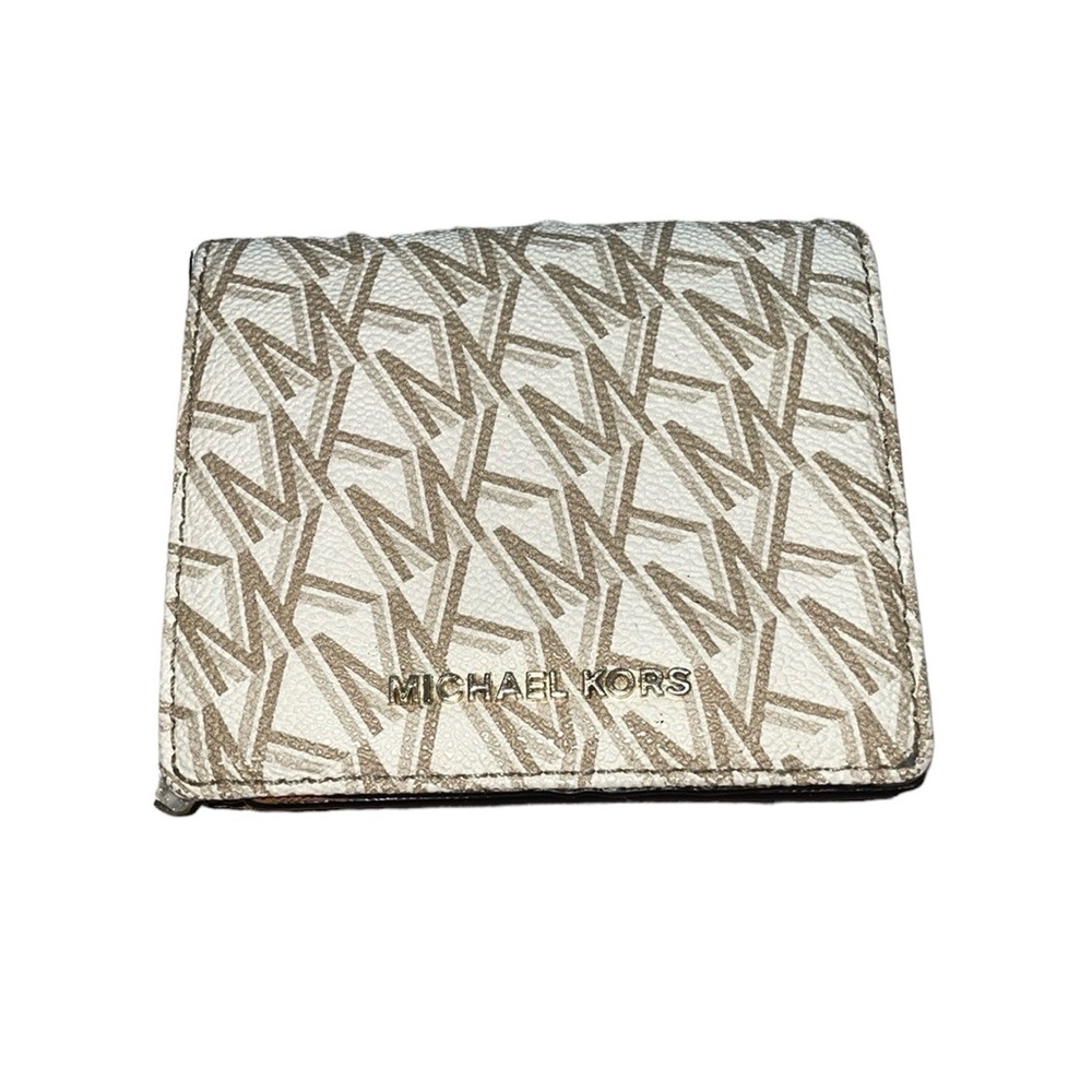 Michael Kors Leather Jetsetter Bifold Cream and Tan Logo Wallet With Zipper